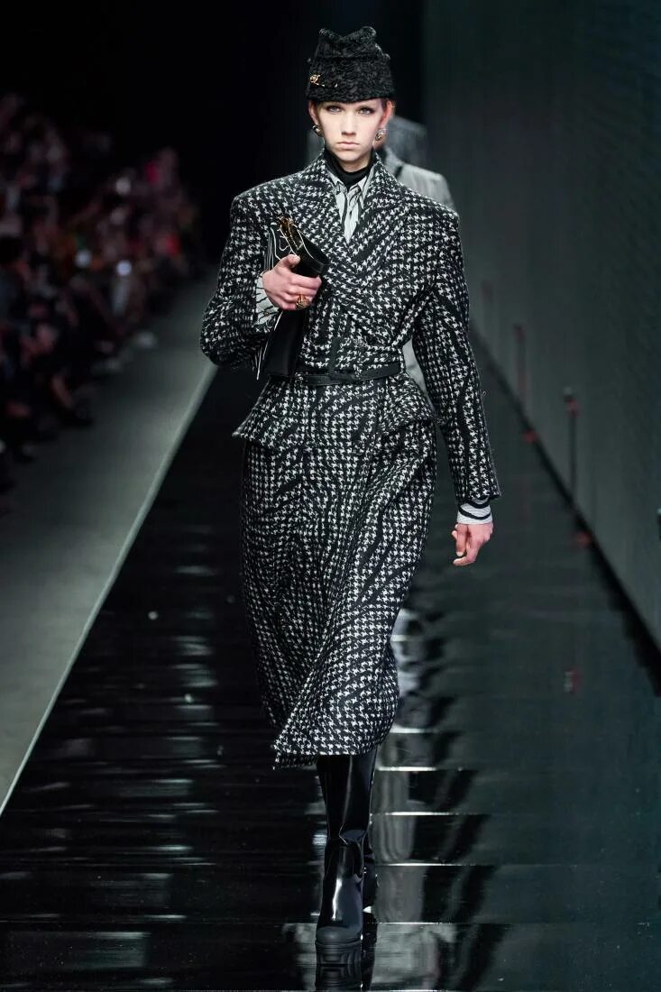 показ диор осень зима 2021-2022. диор коллекция осень зима 2021-2022. показы осень зима. показы осень зима. диор коллекция осень зима 2021-2022.