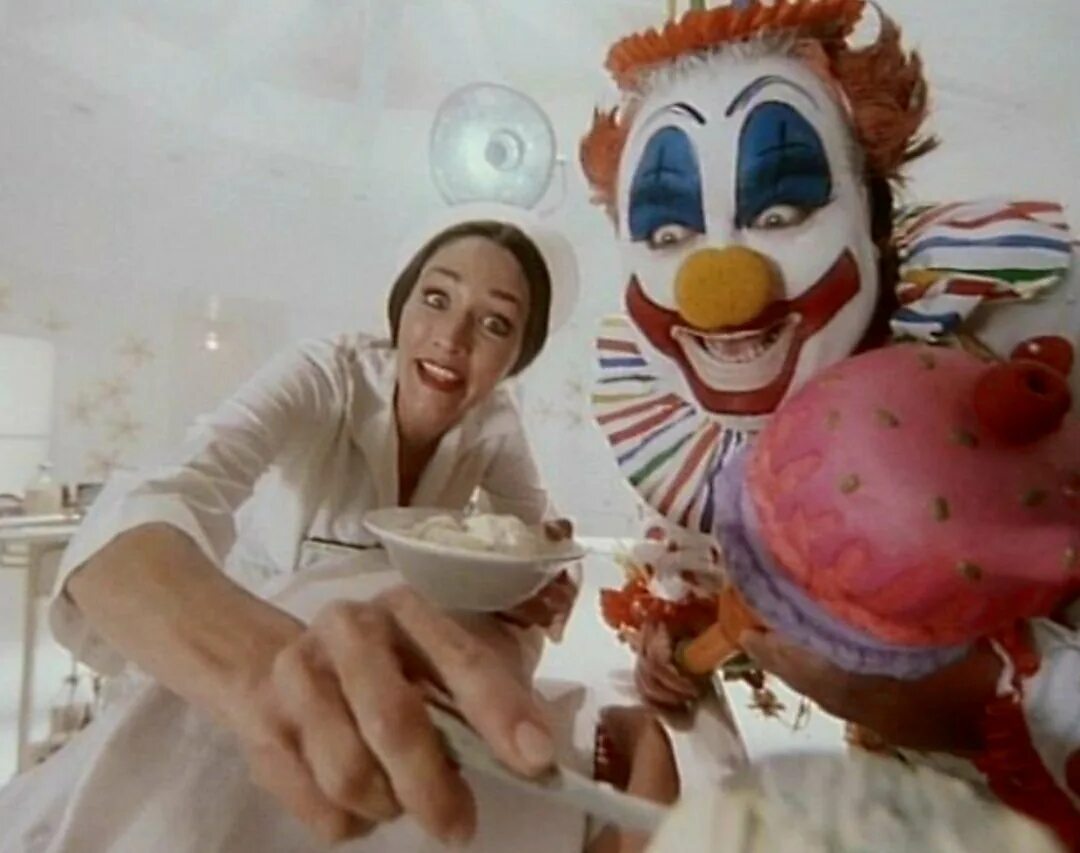 Страшный мороженщик. Мороженщик (Ice Cream man (1995)) BDRIP 720p. Клинт Ховард мороженщик.