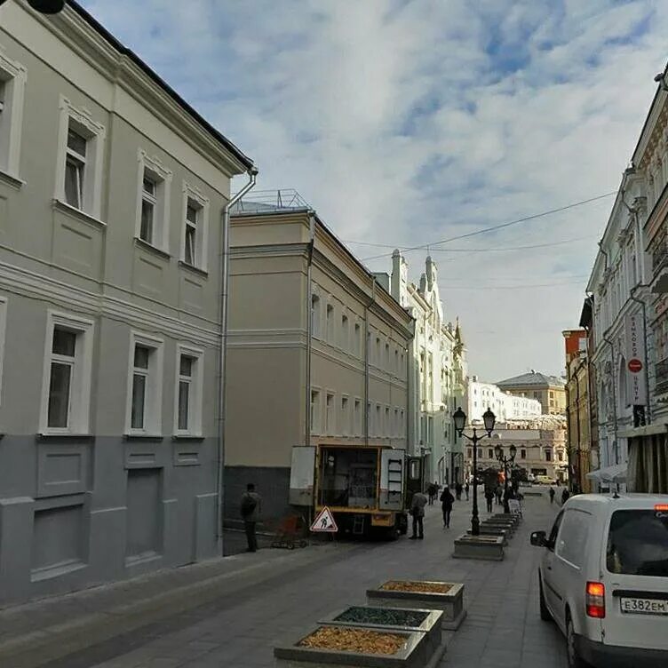 Ул б дмитровка. Улица большая Дмитровка Москва. Улица большая Дмитровка, 8с1. Москва большая Дмитровка 8ск. Улица большая Дмитровка дом 8.