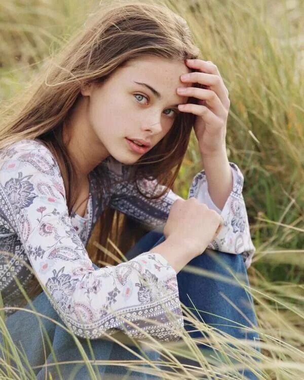Подростки девчата. Meika woollard. meika woollard victoria. девушки подростки. красивые девочки подростки.