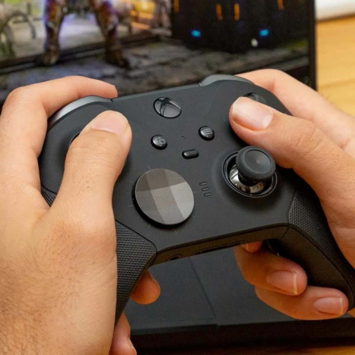 Удобен ли геймпад. Геймпад xbox и ps4. джойстик ps4 xbox one. геймпад ps4 и xbox s. legendary gamepad ps4.