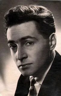 Васильевич актер
