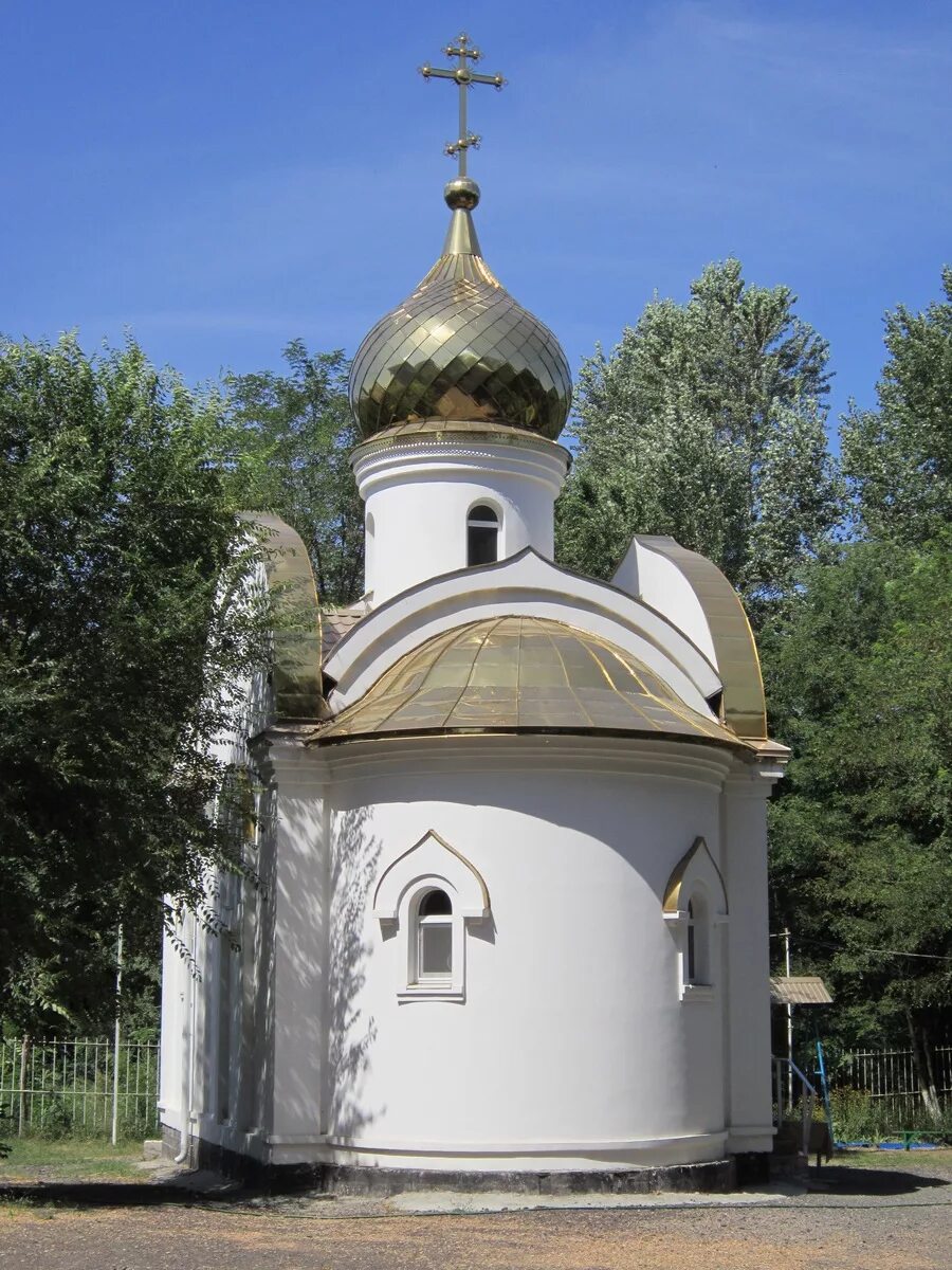 Часовня спиридона тримифунтского в спб. Храм спиридона тримифунтского в ростове-на-дону. часовня спиридона тримифунтского в ростове на дону. храм-часовня спиридона тримифунтского. храм святителя спиридона святителя тримифунтского.