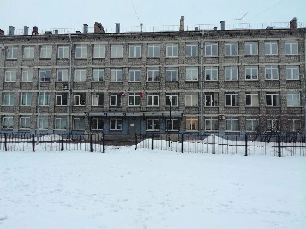 Школа на октябрьской набережной. Школа 497 москва таганская. 497 школа санкт. Школа 117 спб. Школа 62 спб.