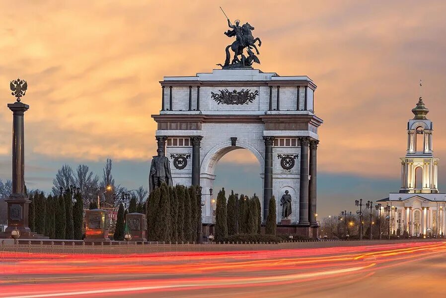 Знаменская церковь в курске. Курск железногорск на карте. Курская область от санкт петербурга. Маршрут курск питер. Триумфальная арка курск.