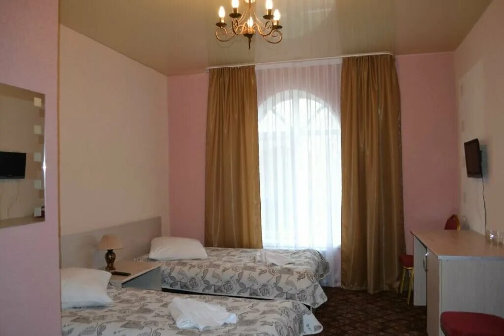 Дивеево слобода гостиница. Гостиница рядом с монастырем. Дивеево гостиница южная. Гостиница рядом с монастырем. Гостиница рядом с монастырем.