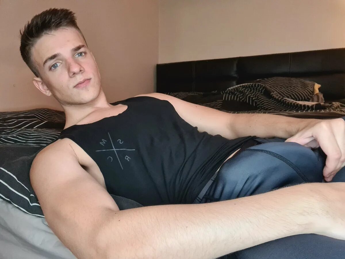 Connor peters. Connor rudelhoff. connor peters onlyfans. connor peters model.