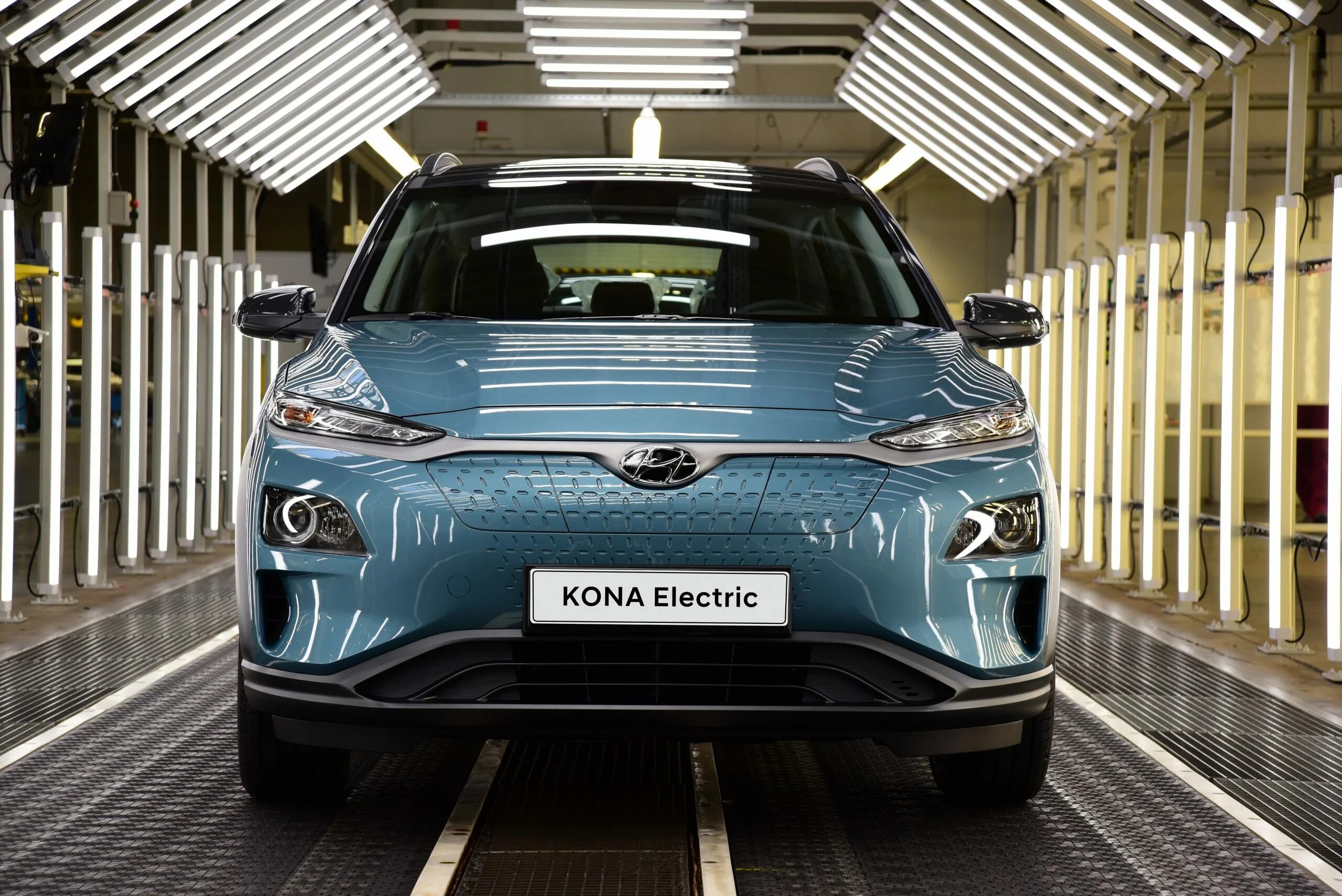 Хендай ди. Электромобиль Hyundai Kona Electric. Hyundai Kona ev 2020. Hyundai электромобиль 2020. Kona Electric 2020.