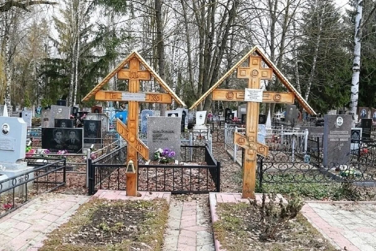 Кладбище в ясенево. Городское кладбище Белгород. Ячнево кладбище Белгород. Новое кладбище Белгород. Юго-Западное кладбище Белгород.