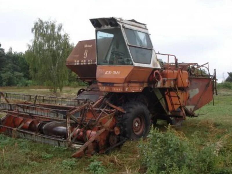 Компьютер на комбайне нива эффект. Комбайн нива 1980г. Зерноуборочный комбайн нива авито. Зерноуборочный комбайн нива авито. Зерноуборочный комбайн нива авито.