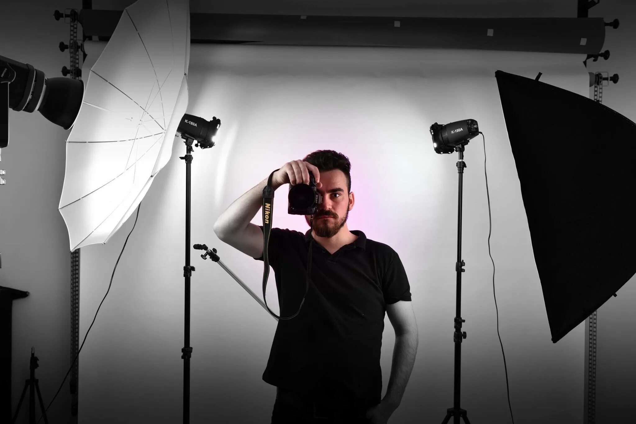 4 is. Фотографы нового видения. Canon 85 1. Я участвовать в фотографии. Photography course.