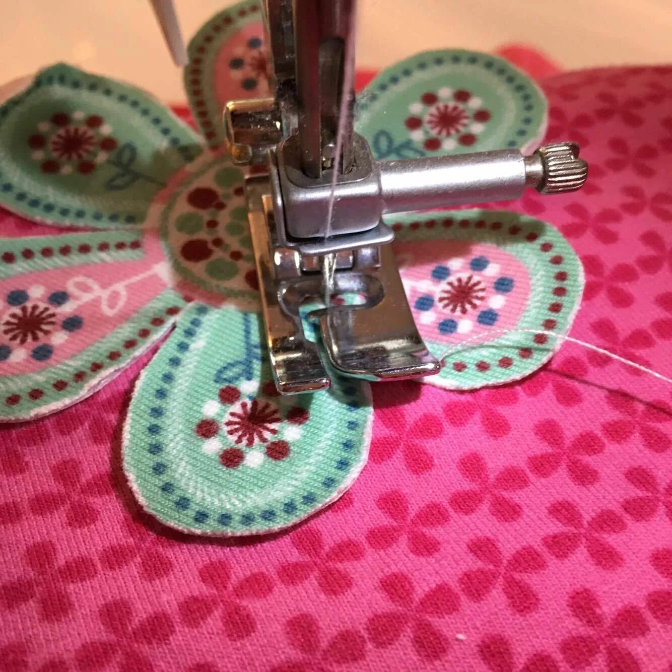 швейные хитрости. швейные хитрости и секреты шитья. секреты шитья. лайфхаки для шитья на швейной. секреты шитья.