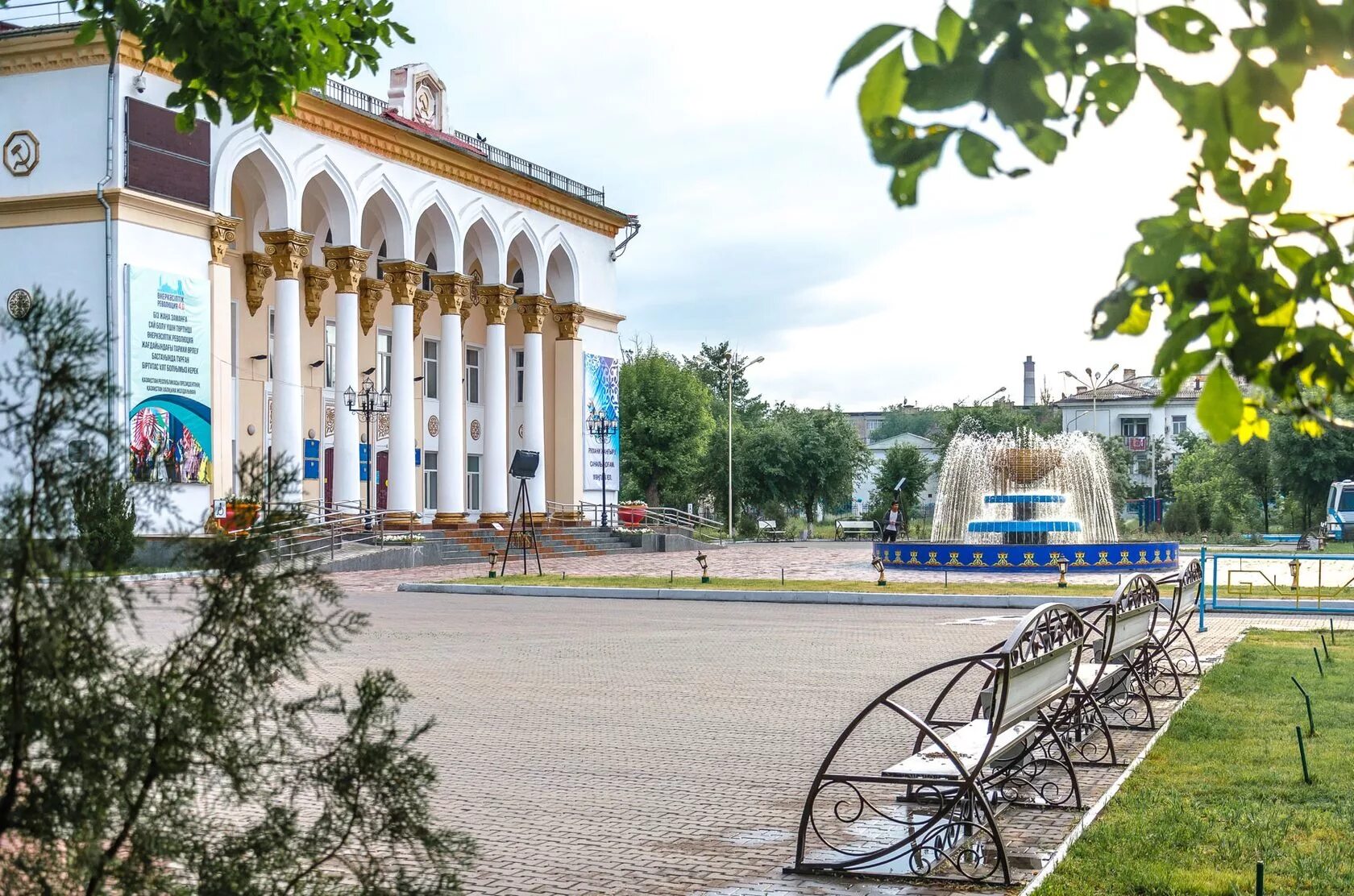 Городской тараз. Тараз город в Казахстане. Джамбул город Тараз. Тараз Казахстан центр города. Тараз город Казахстан ДК Химиков новый.