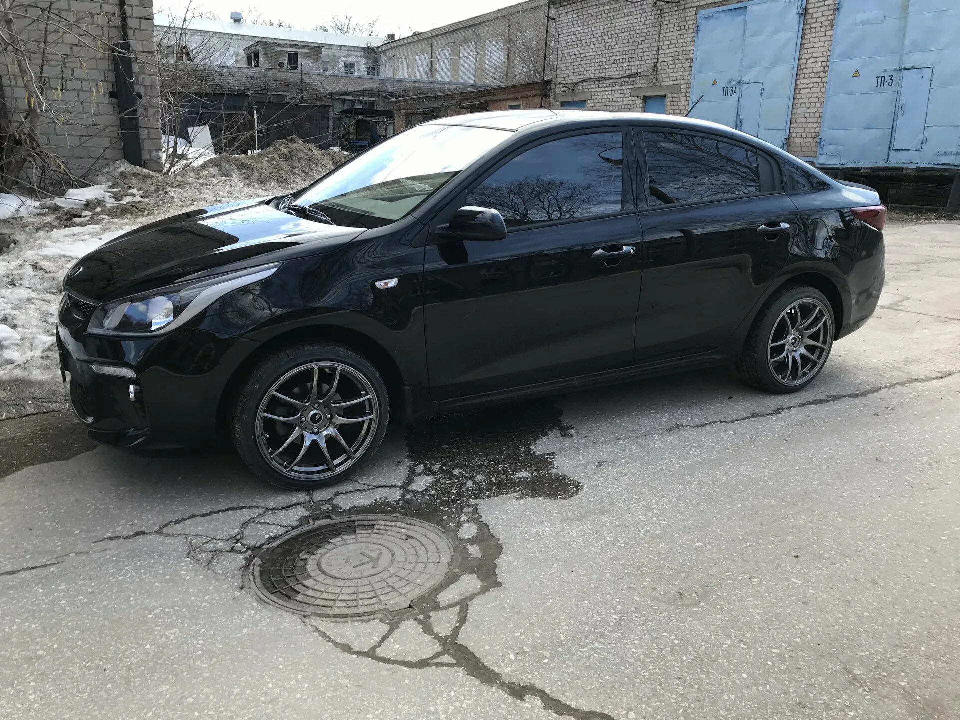 Kia Rio r17. Kia Rio 4 диски черная r17. Kia Rio 4 r17. Kia Rio 4 черная диски r16. Rio 17