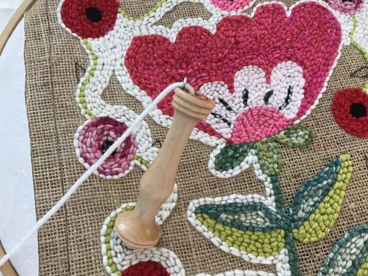 Техники вышивки крючком. Punch Needle ковры. Панч Нидл Вышивание ковра. Ковровая вышивка Панч Нидл. Техника Панч Нидл.