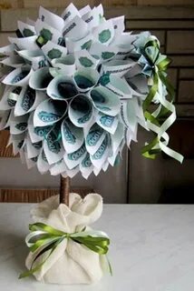 Денежное дерево из купюр