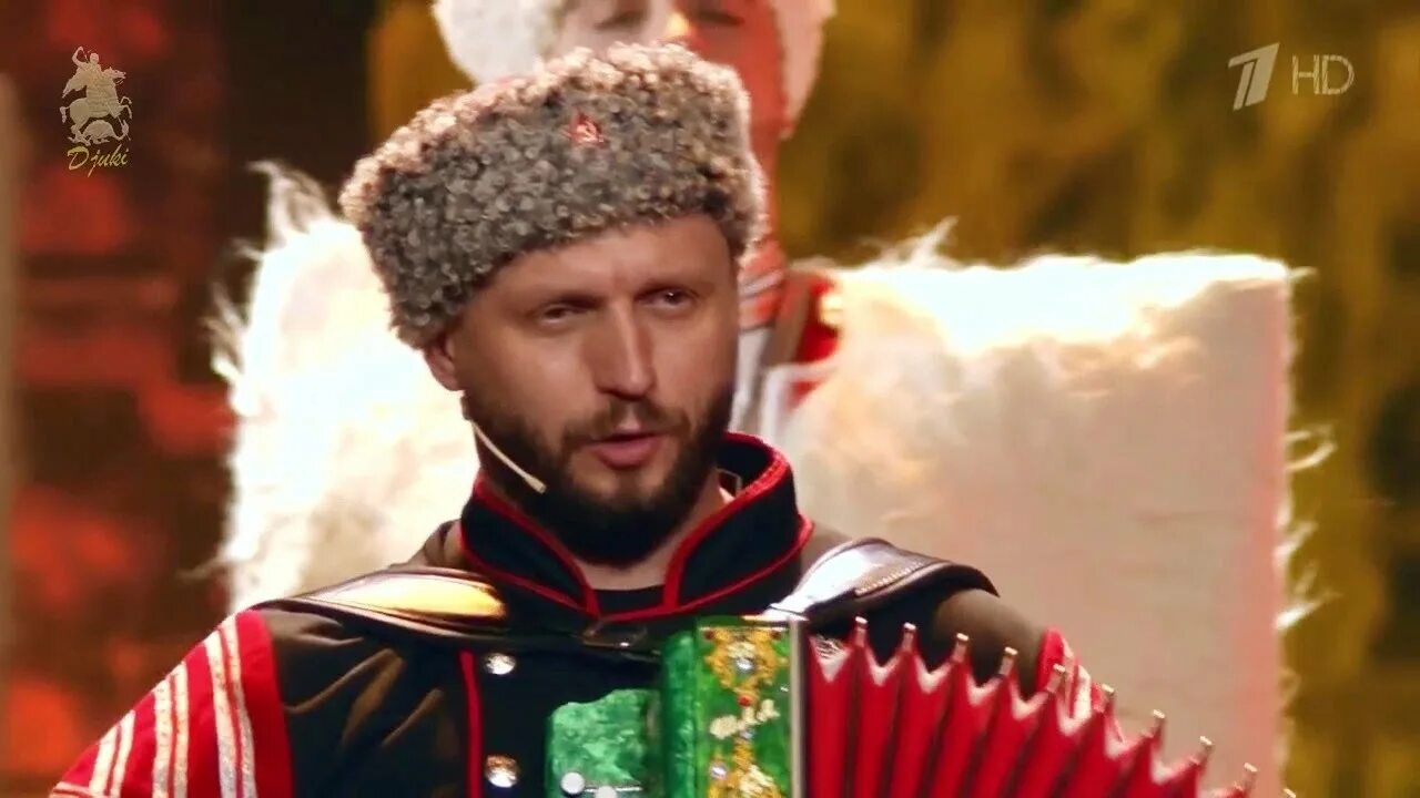 кубанский казачий хор черный ворон. футболка кубанский казачий хор. черный ворон казачий хор. николай черкасов в индии. кубанский хор когда мы были на войне.