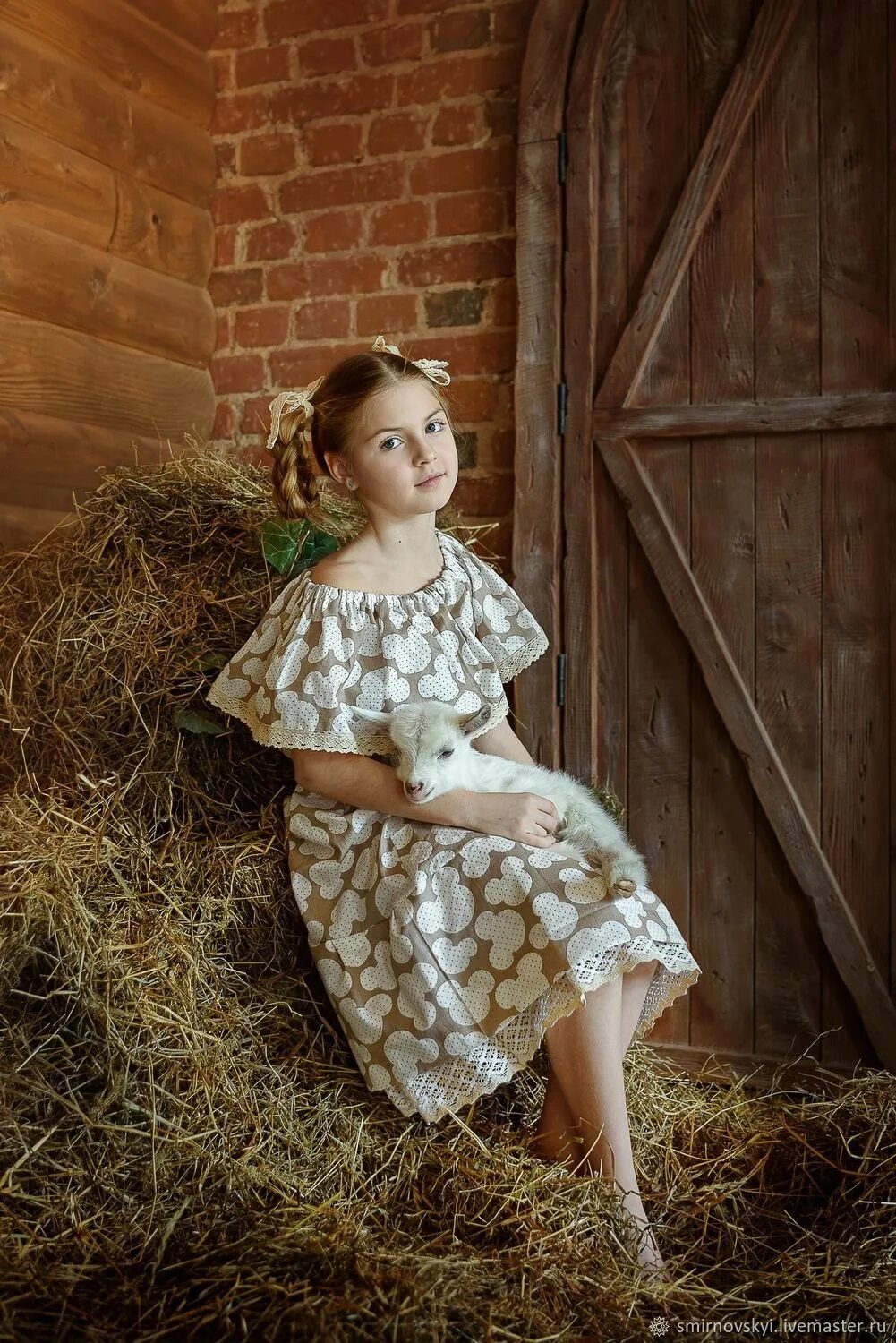 Деревенское платье. Платье для девочки в деревенском стиле. Детское платье в деревенском стиле. Фотосессия в деревенском стиле. Белое платье в деревенском стиле.