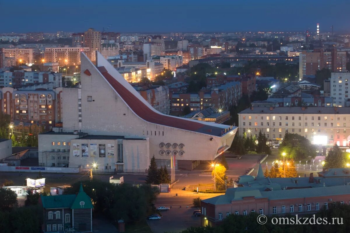 Омский музыкальный театр. Театр трамплин в Омске. Музыкальный театр Омск Омск. Омский государственный музыкальный театр, театры.