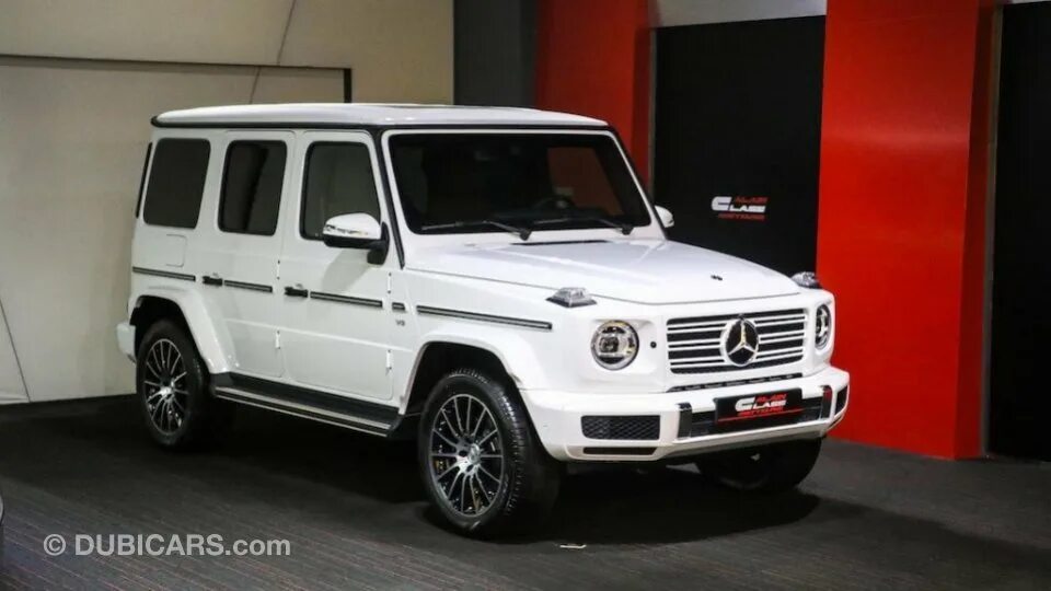 Mercedes g g500. G500 Mercedes. Мерседес Гелендваген 500. G500 Mercedes белый.