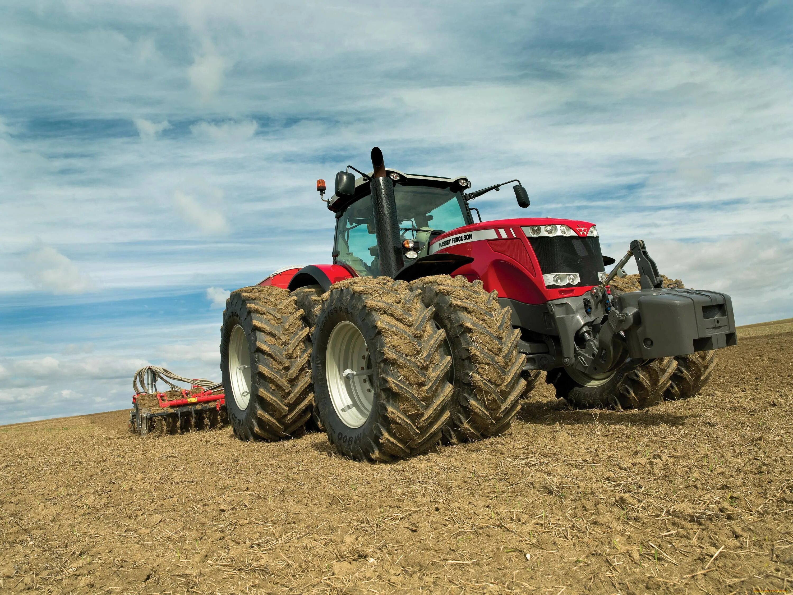 Масей фергюсон. Месси Фергюсон трактор. Трактор Massey Ferguson. Трактор Massey Ferguson 8737. Сельхозтехника Massey Ferguson.