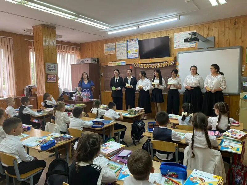 Школа гимназия 1 нальчик. Кбгу медицинский факультет. Гимназия 4 нальчик. Мкоу гимназия 13 г. Симуляционный центр кбгу нальчик.