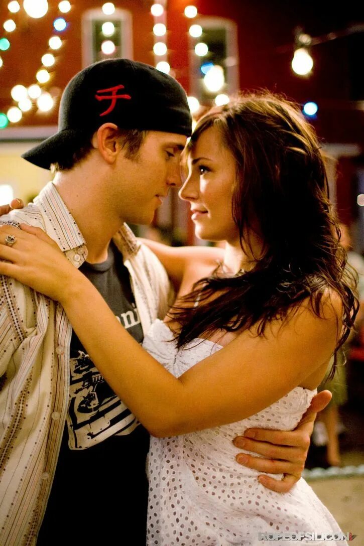 Музыка из шаг вперед 2. Шаг вперед 2: улицы фильм 2008. бриана эвиган шаг вперед. роберт хоффман шаг вперед. шаг вперед 2 улицы энди.