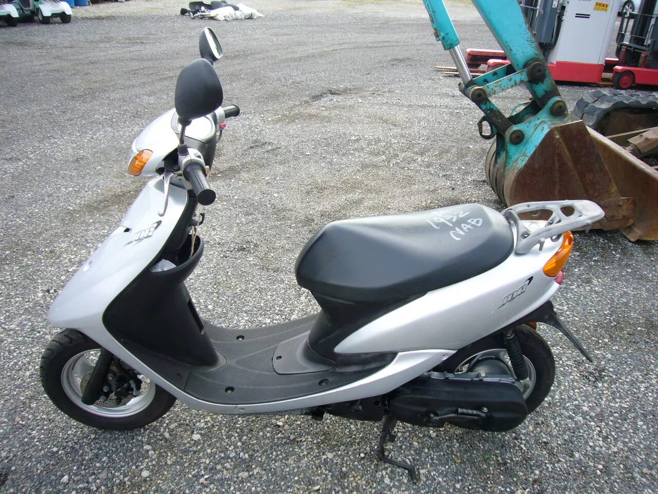 Yamaha jog sa16. Скутер Ямаха джог 50. Yamaha jog 50 poche. Ямаха джог са 16. Скутер ямаха джог 50 кубов