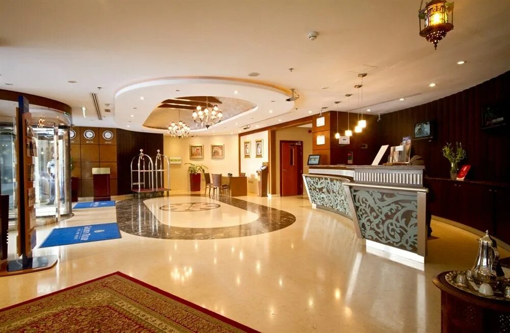 Golden Tulip al Barsha 4*. Golden Tulip Дубай. Голден Тулип Аль барша Дубай. ОАЭ Golden Tulip al Barsha 4* Дубай / Аль барша.