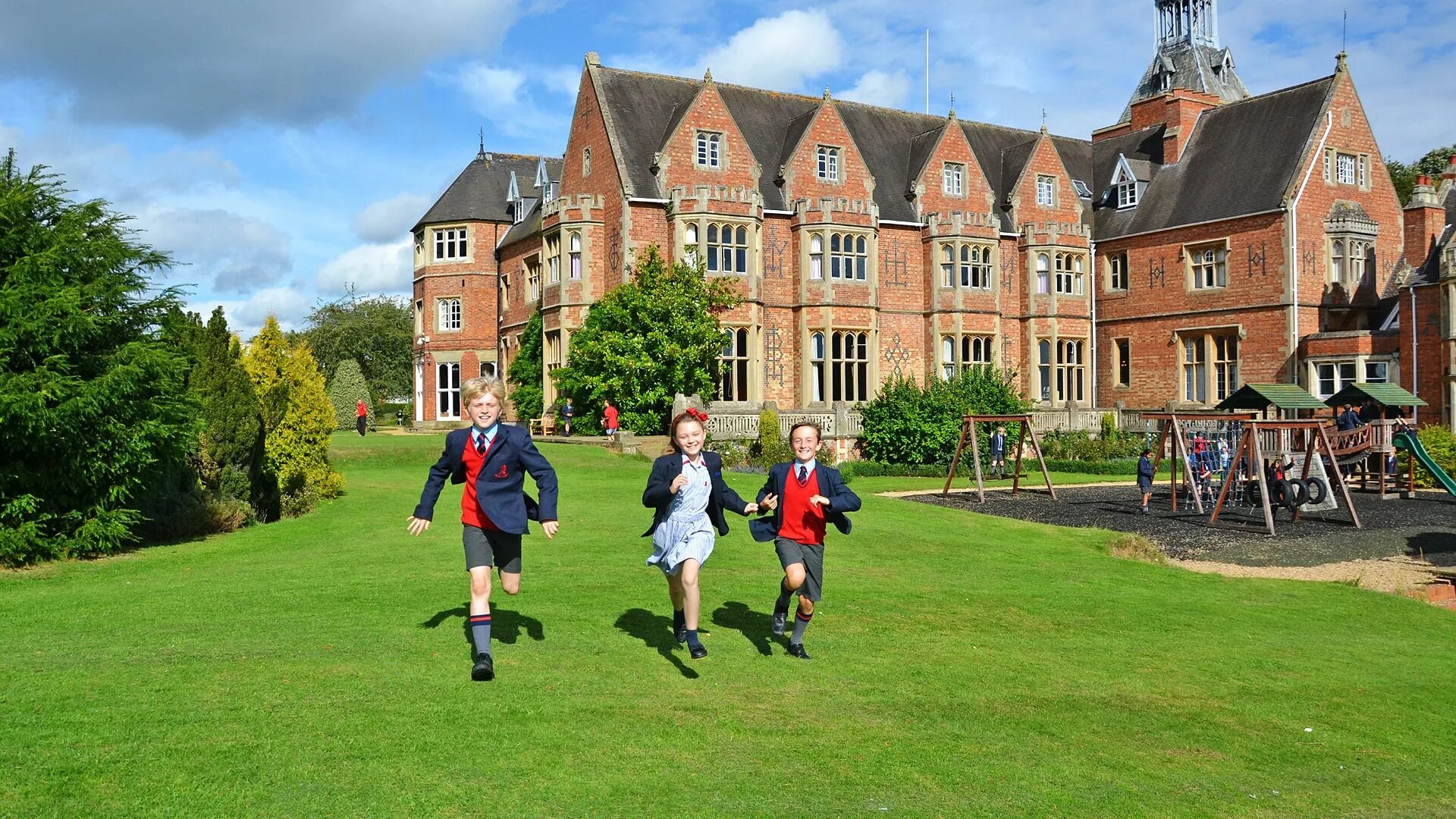 Bilton Grange School. Английская школа. Школы Великобритании. Частные школы в Англии. Летняя английская школа