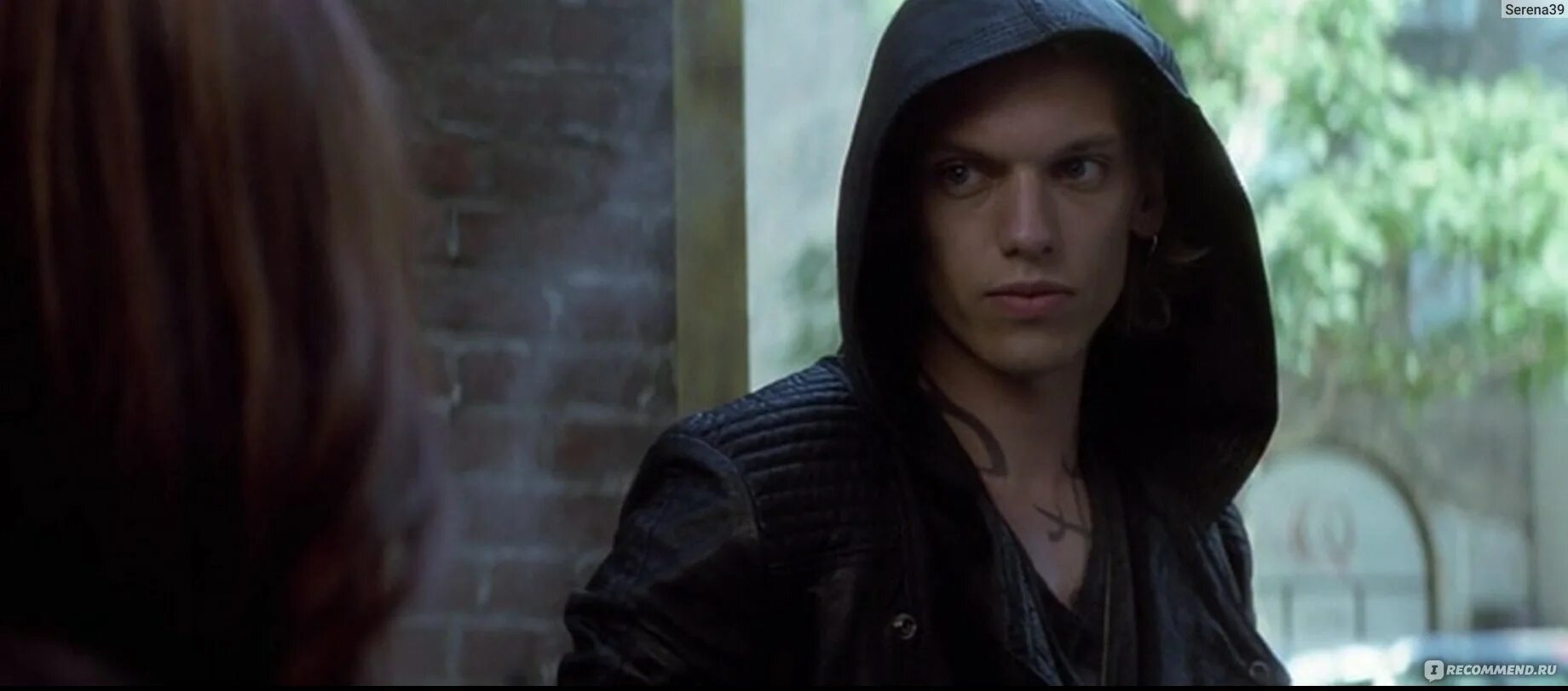 The mortal instruments city of bones