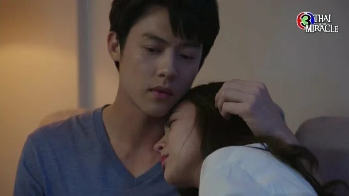 Отражение солнца лакорн с русской. Прин супарат и яя урассая. Отражение солнца лакорн. Лакорн богиня. Дорама лакорн.