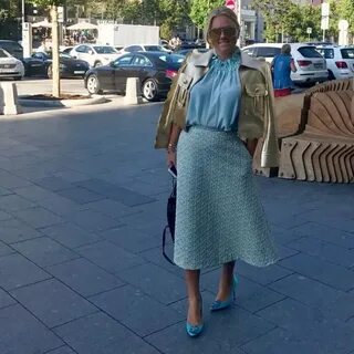 Юля сестра пальто