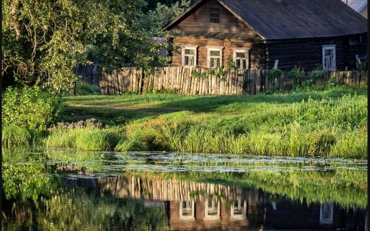 Деревенский решить. Деревенский дом. Красивая деревня. Домик в деревне. Природа деревня.