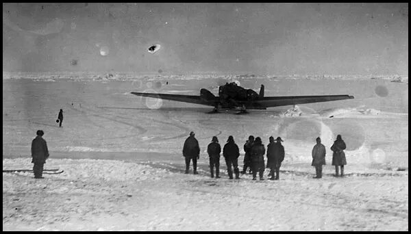 Полярный летчик 1 2 1 часть. Летчик полярной авиации. Полярная Авиация картина. День полярной авиации.