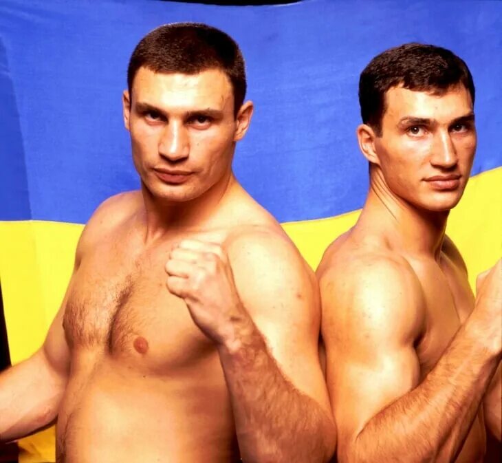 Братья чарло. Братья боксеры. Братья кличко. Арчи эндрюс бокс. Виталий и владимир кличко.