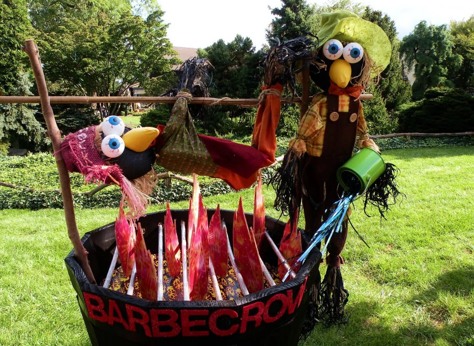 Звук пугало. March of the scarecrows праздник. фестиваль чучел в бельгии. scarecrow фестиваль в бельгии. день пугало.