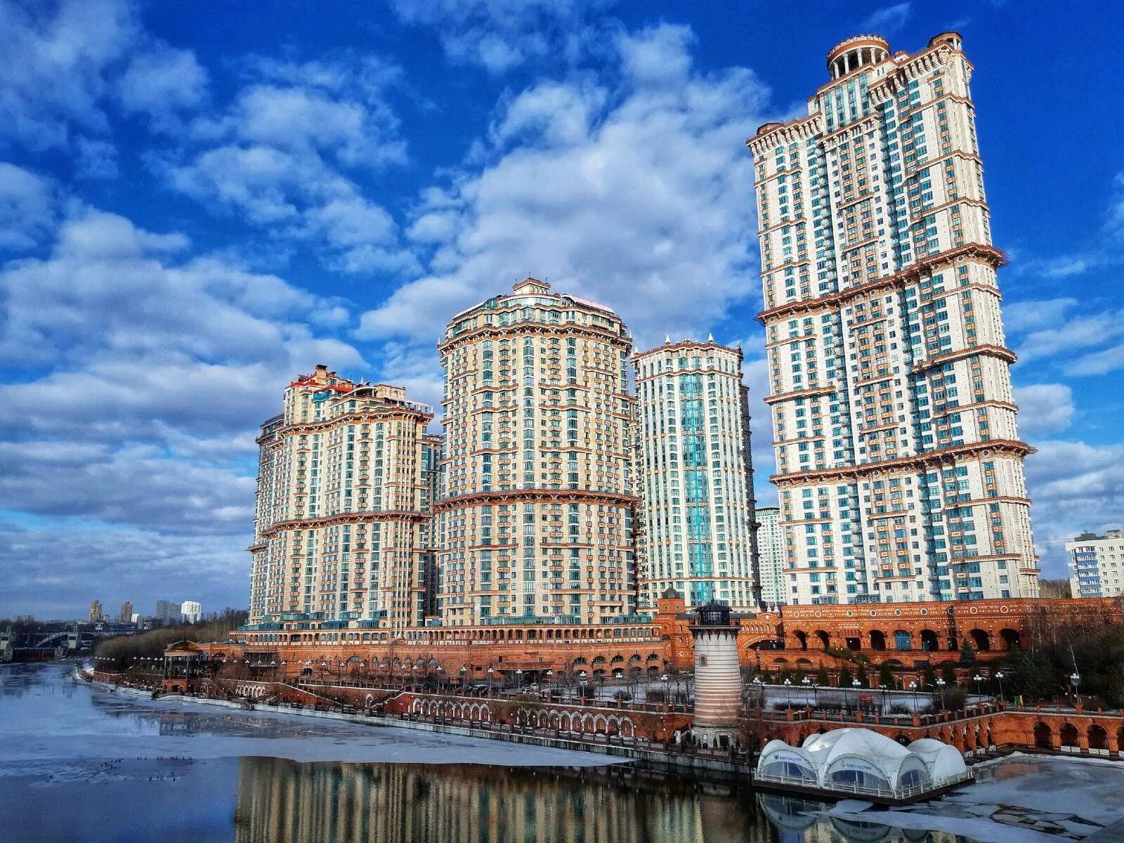 алые паруса (жилой комплекс). алые паруса москва жилой комплекс. жилой комплекс паруса москва. жк алые паруса щукино. алые паруса москва жилой комплекс.