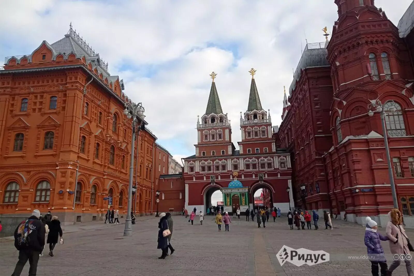 Почему перекрыли красную площадь сегодня. Красная площадь в москве перекрыта.