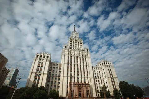 7 зданий москвы
