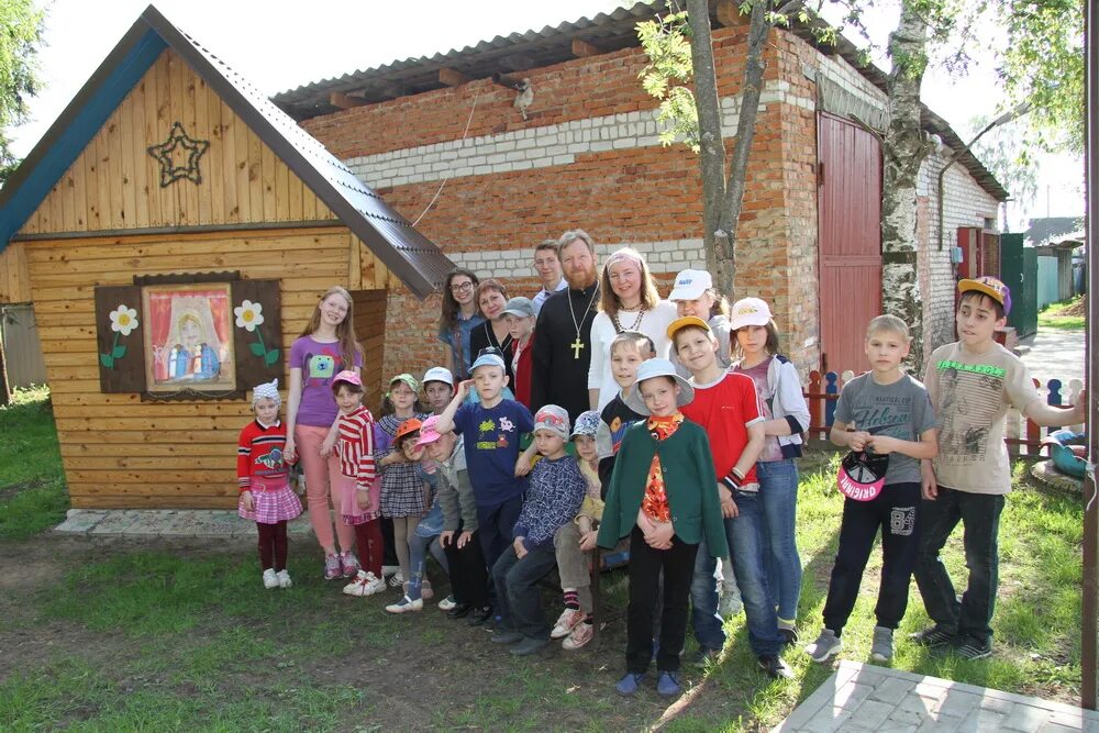 Школа центр южный рославль. Остерский детский сад солнышко. Рославльский детский дом. Сад теремок рославль кирилловский. Теремок рославль.