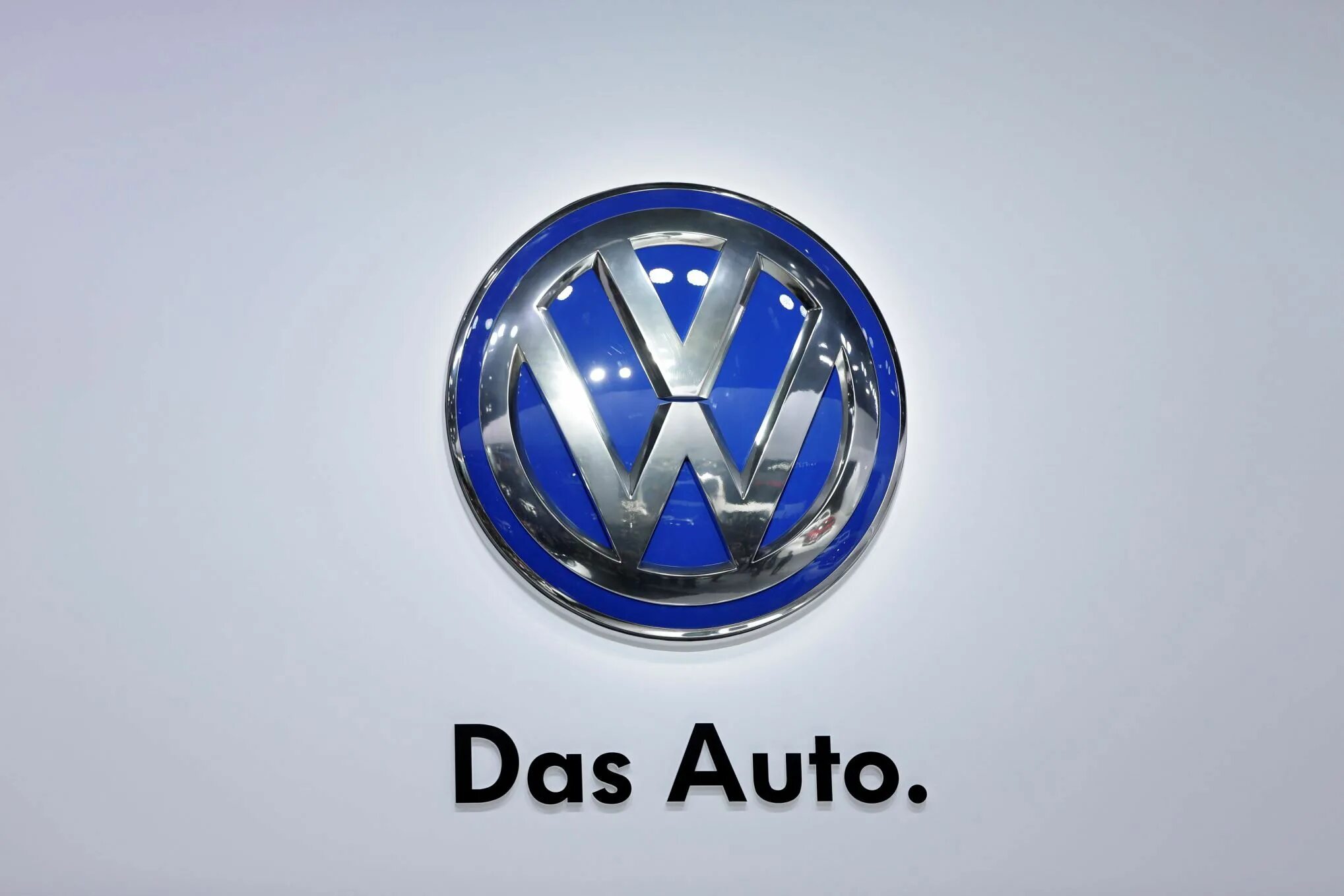 Das auto. Фольксваген das auto. das auto логотип. логотип vw das auto. das auto надпись.