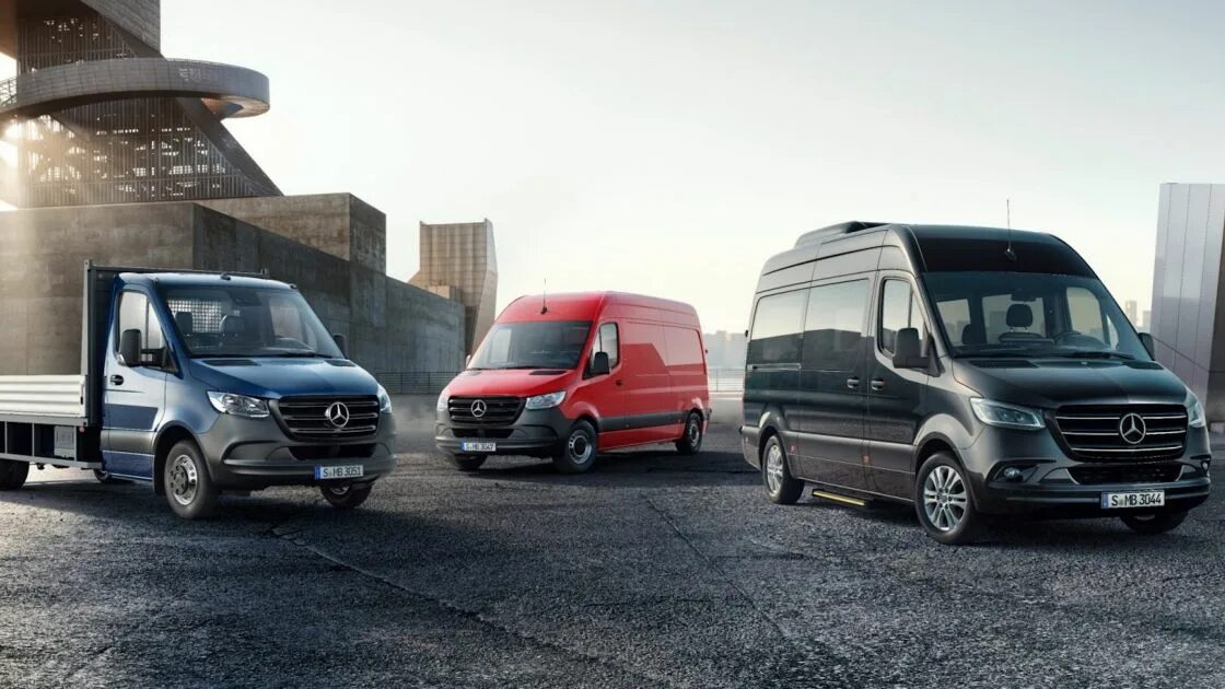 Грузовые коммерческие автомобили. Mercedes Benz Sprinter 2021. Мерседес Спринтер фургон 2022. Мерседес Спринтер 2022 грузовой. Мерседес Спринтер 2021.