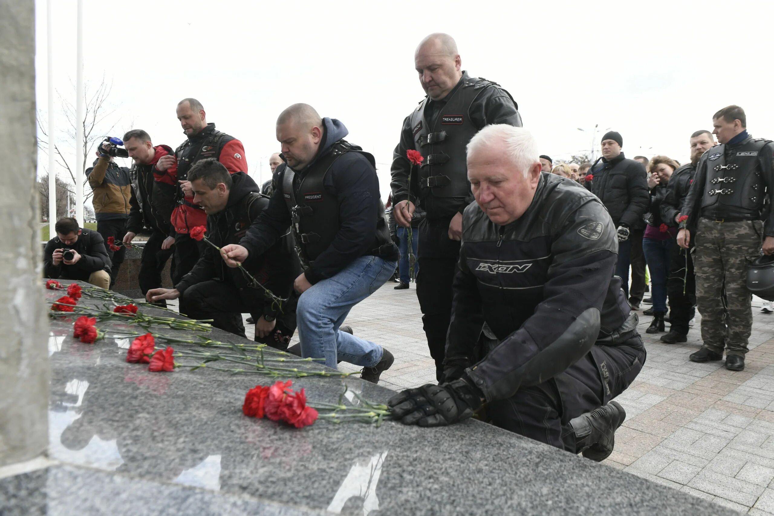 Спецоперация на Украине. Фотографии участников спецоперации. Поддержка спецоперации. Картинки в поддержку спецоперации. Правда спецоперации на украине сегодня