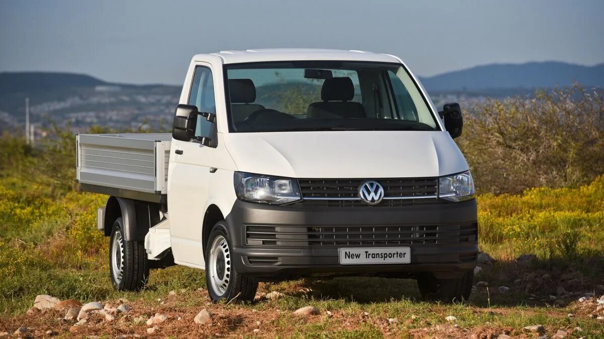 Volkswagen Transporter t6 пикап. Фольксваген Транспортер т6 фургон. Фольксваген Транспортер т5 бортовой. Фольксваген Транспортер т8. Купить фольксваген т5 бу авито