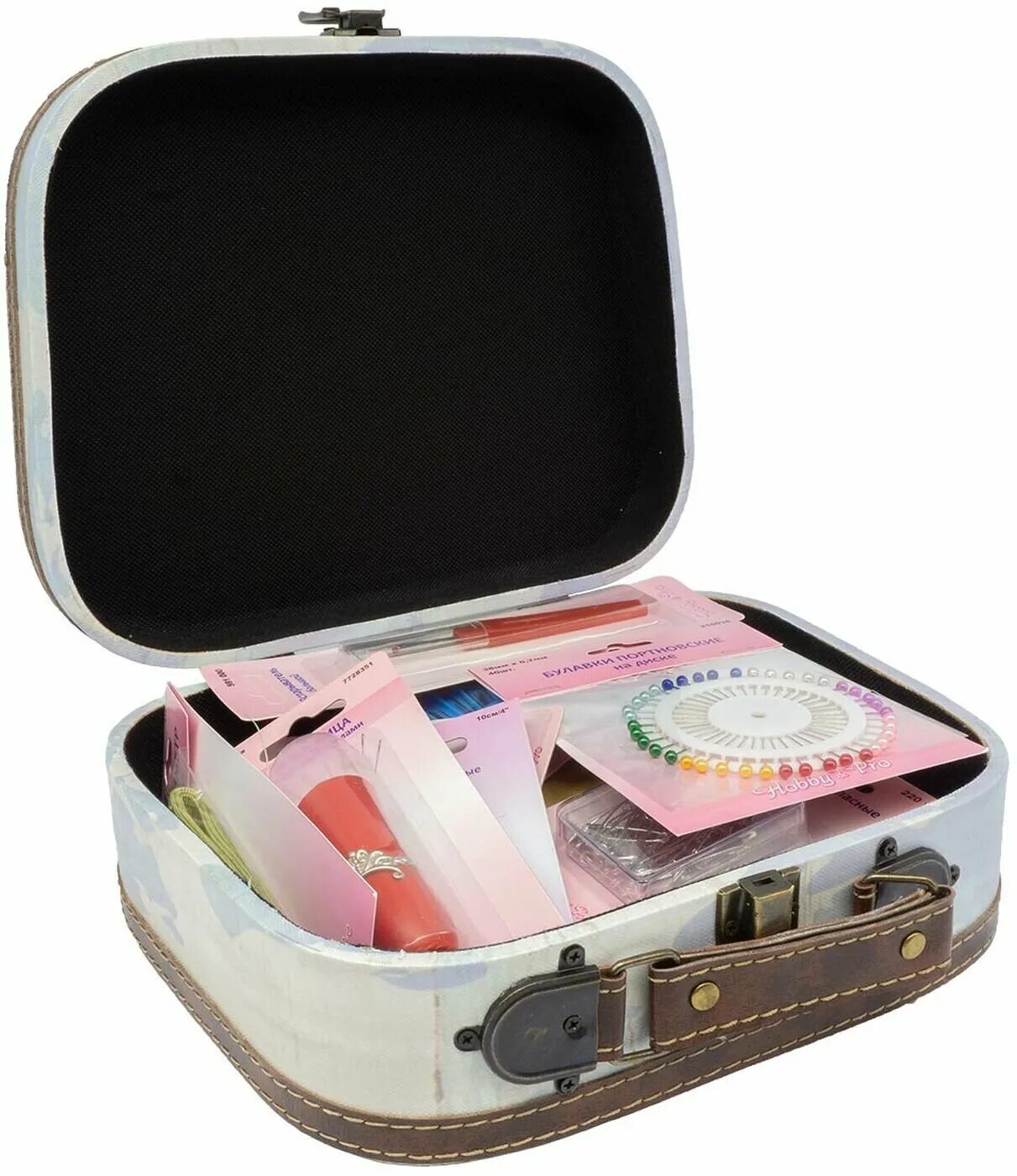 Органайзер чемоданчик для рукоделия. Органайзер для рукоделия из чемодана. Кукла органайзер для рукоделия. Органайзер для рукодельницы из старого чемодана. Коробка для швейных принадлежностей.