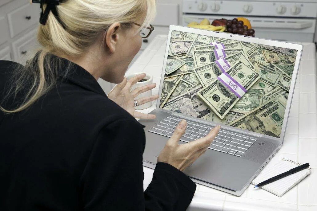 Сайт на деньги работает. Заработок в интернете. зарабатывать деньги. заработок денег. деньги в интернете.