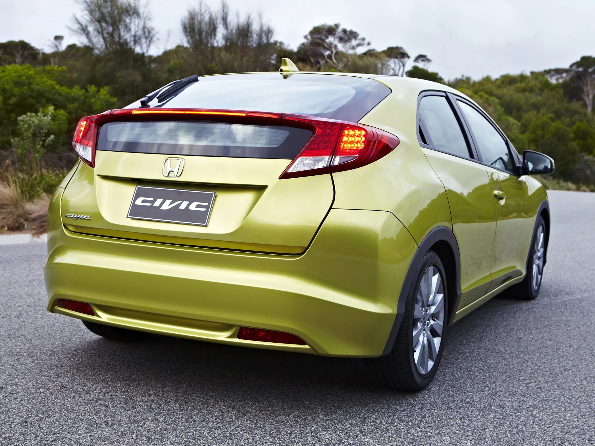 Honda civic фото. Honda Civic Hatchback 2012. Honda Civic 5dr. Honda Civic 2012 хэтчбек. Honda Civic 12.