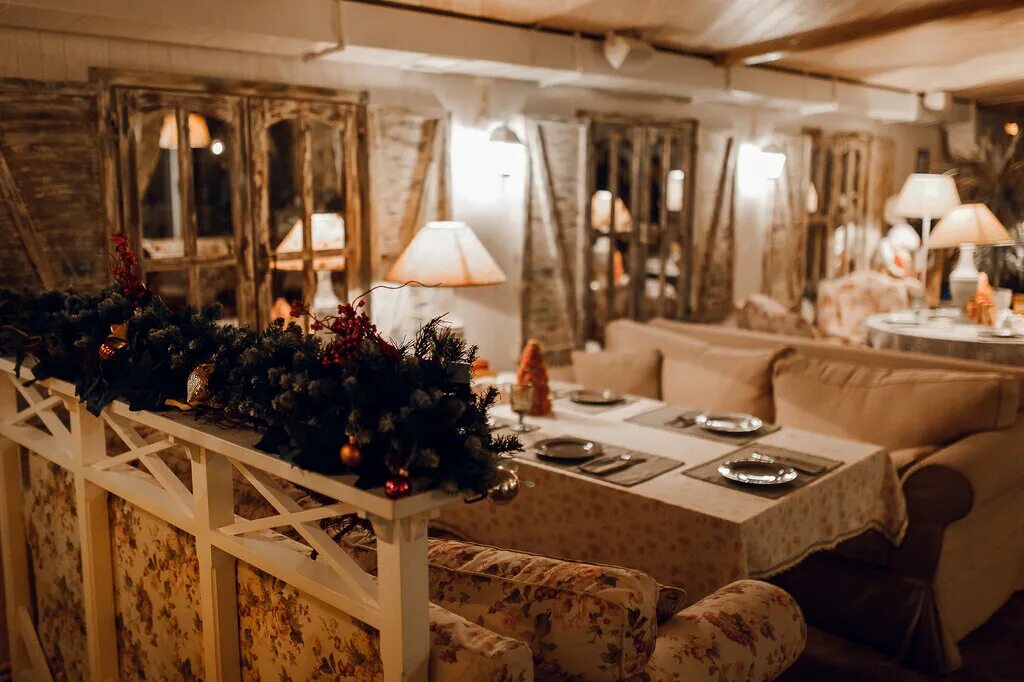 Ярославль улица свободы 2 40 rabbit. Белый кролик ярославль ресторан. Rabbit ярославль ресторан. Рэббит ярославль ресторан. Кафе белый кролик ярославль.