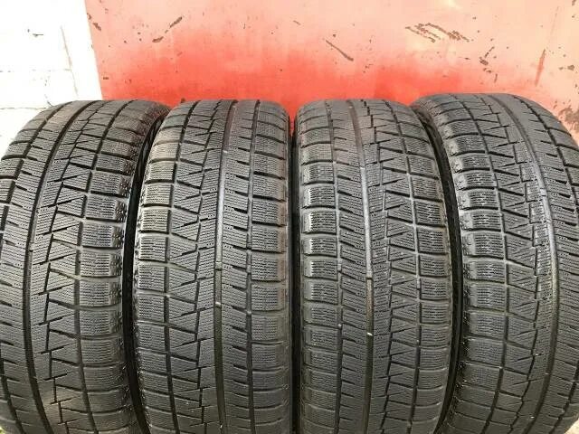 Тихая резина 215/45 r18. 215/45 r18. 215/45 r17. 215/50 r17 зима. Зимняя резина 215 45 18.